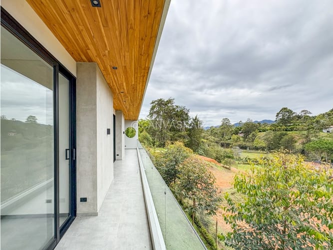 Casa de 3 alcobas en venta en San Antonio De Pereira, Rionegro, 330 m² · foto 23 de 24