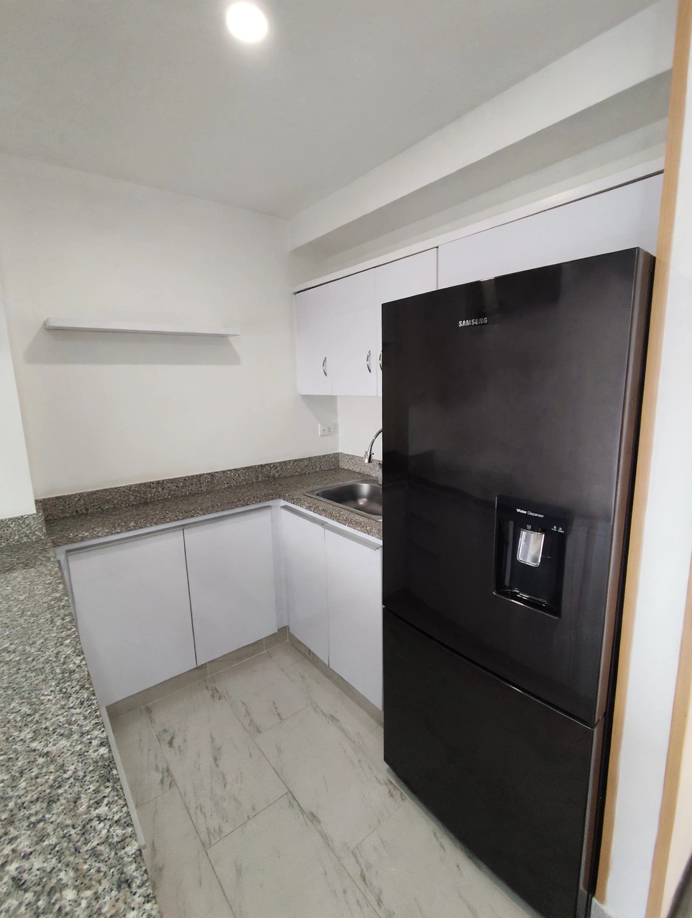 Apartamento en venta en Fontibon, Bogotá · foto 3 de 18