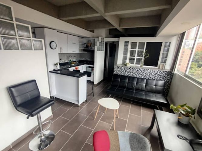 Apartaestudio en arriendo en Lalinde, Medellín, 35 m² · foto 3 de 14