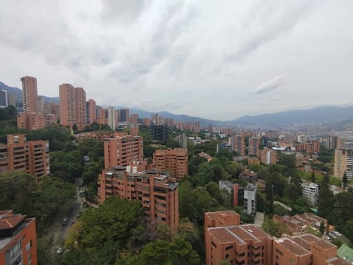 Apartaestudio en arriendo en Lalinde, Medellín, 35 m² · foto 14 de 14