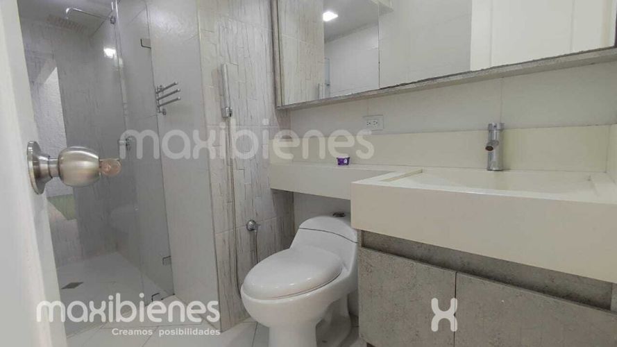 Oficina en arriendo en Conquistadores, Medellín, 380 m² · foto 4 de 19