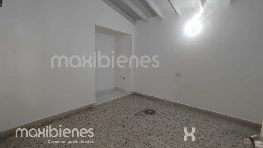 Oficina en arriendo en Conquistadores, Medellín, 380 m² · foto 5 de 19