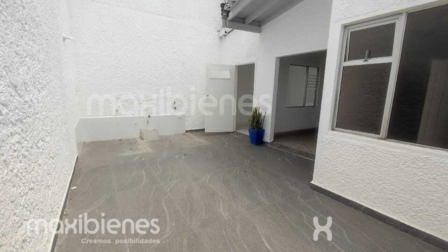 Oficina en arriendo en Conquistadores, Medellín, 380 m² · foto 11 de 19