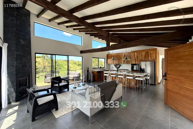 Casa de 2 alcobas en arriendo en Rivera, Medellín, 178 m² · foto 4 de 24