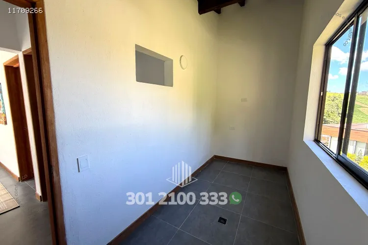 Casa de 2 alcobas en arriendo en Rivera, Medellín, 178 m² · foto 19 de 24