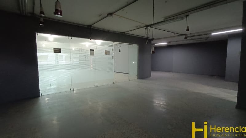 Bodega en arriendo en Tenche, Medellín, 300 m² · foto 9 de 20