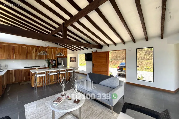 Casa de 2 alcobas en arriendo en Rivera, Medellín, 178 m² · foto 5 de 24