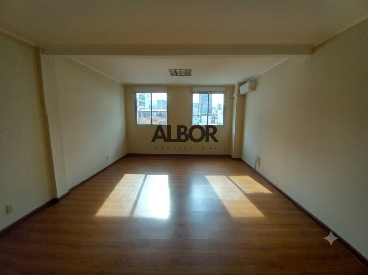 Oficina en Alquiler · Foto 2