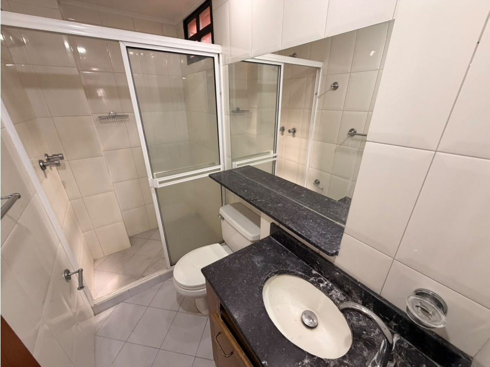 Apartamento en arriendo en Laureles, Medellín · foto 24 de 24