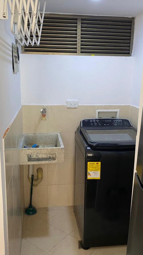 Apartamento en venta en Laureles, Medellín · foto 6 de 17