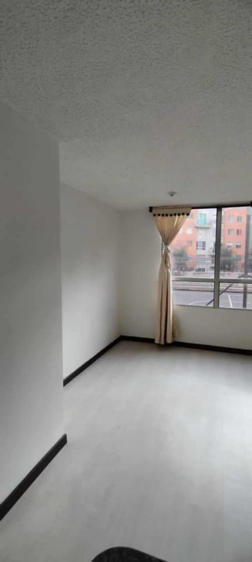 Apartamento de 3 alcobas en venta en Parque Central Tintal I Y Ii, Bogotá, 53 m² · foto 3 de 11