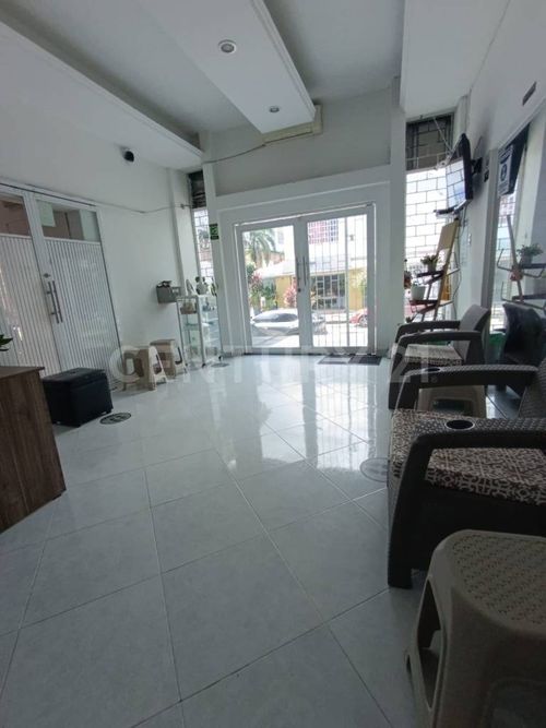 Local en arriendo en Barzal Alto, Villavicencio, 98 m² · foto 2 de 12