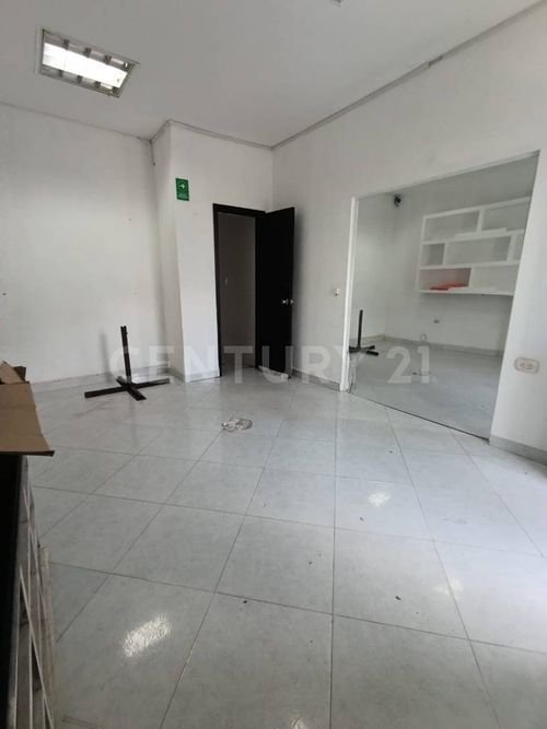 Local en arriendo en Barzal Alto, Villavicencio, 98 m² · foto 8 de 12