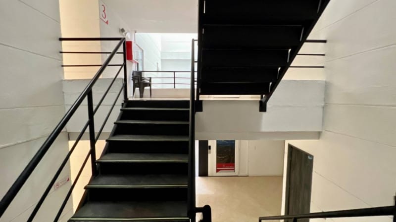 Edificio en arriendo en Laureles, Medellín, 1700 m² · foto 12 de 24