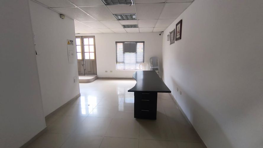 Bodega en venta en Novaterra, Mosquera, 1165 m² · foto 2 de 20