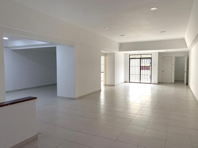 Local en venta en San Vicente, Cali, 400 m² · foto 5 de 24
