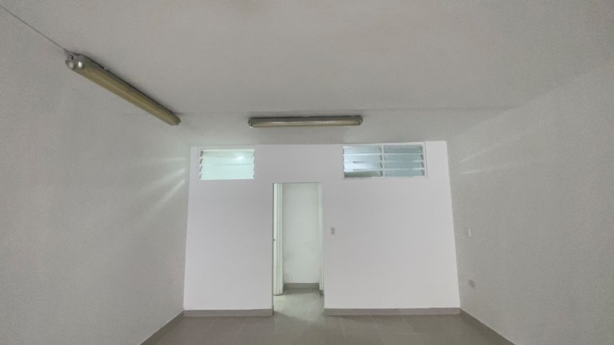 Local en venta en San Vicente, Cali, 400 m² · foto 7 de 24