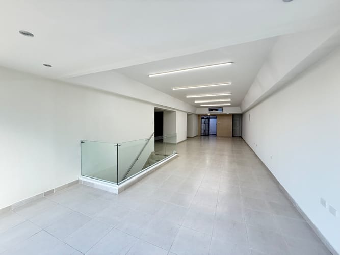 Local en venta en San Vicente, Cali, 400 m² · foto 13 de 24