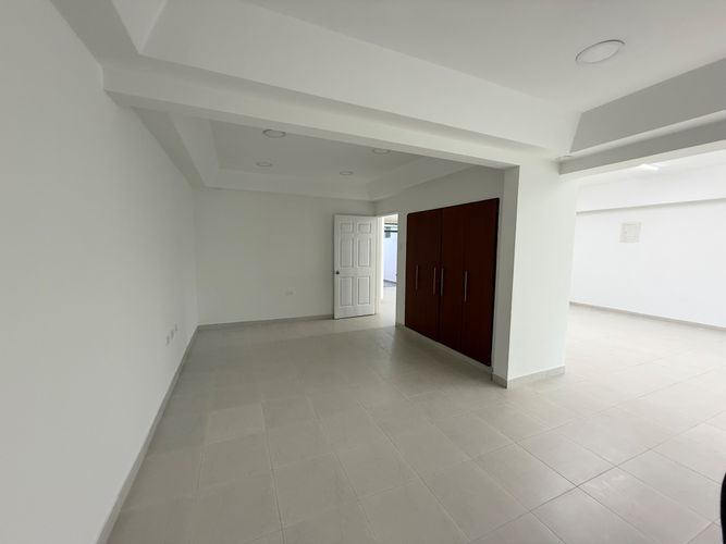 Local en venta en San Vicente, Cali, 400 m² · foto 10 de 24