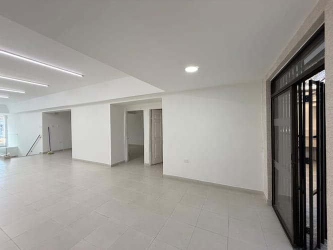 Local en venta en San Vicente, Cali, 400 m² · foto 21 de 24