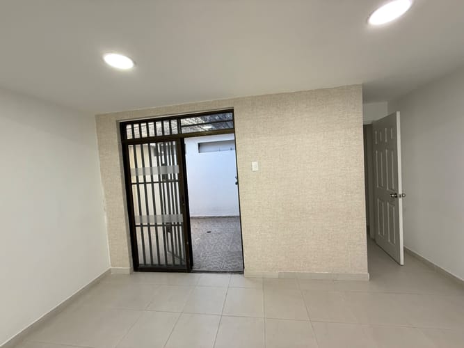 Local en venta en San Vicente, Cali, 400 m² · foto 17 de 24