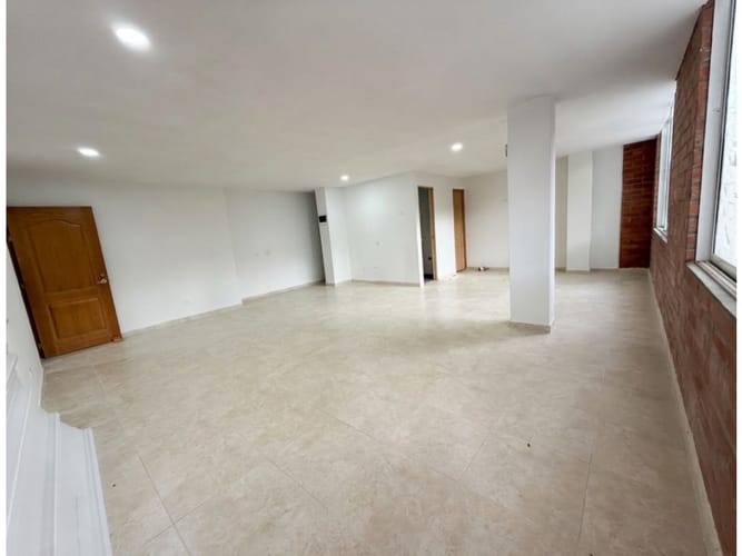 Local en arriendo en Calasanz, Medellín, 40 m² · foto 2 de 5