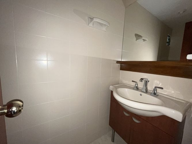 Casa de 3 alcobas en arriendo en La Frontera, Envigado, 280 m² · foto 6 de 23