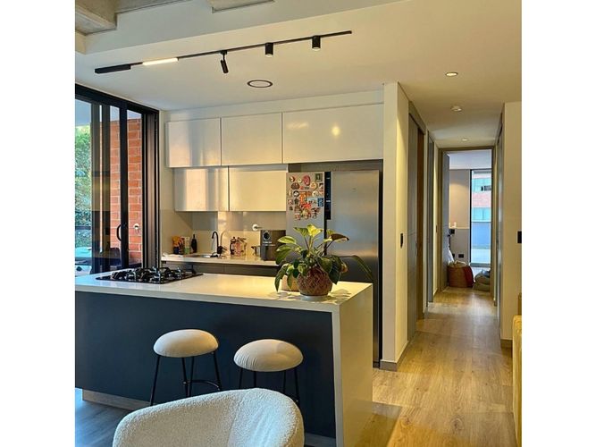 Apartamento de 2 alcobas en venta en Cumbres, Envigado, 128 m² · foto 4 de 15