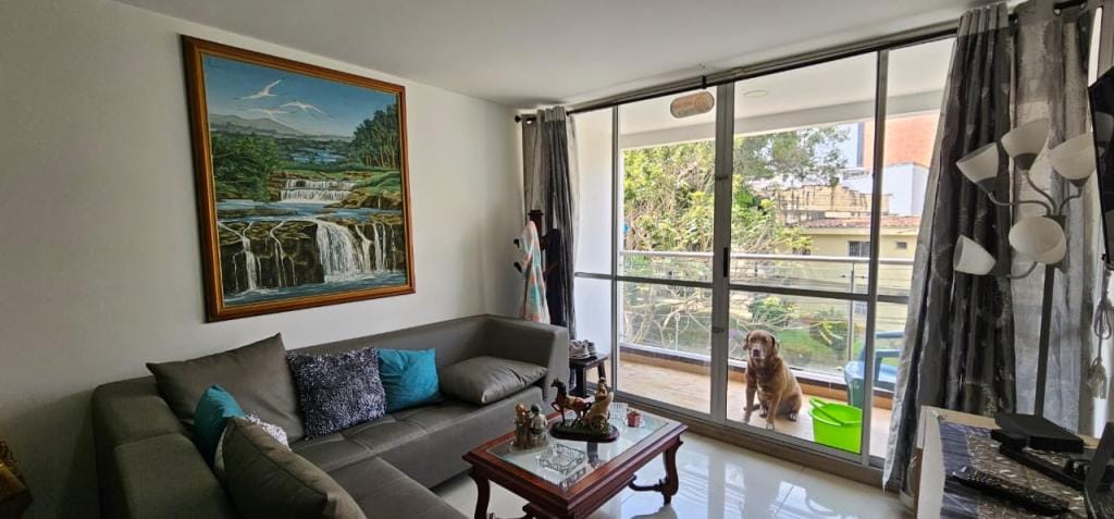 Apartamento de 3 alcobas en venta en Laureles, Medellín, 143 m² · foto 5 de 21