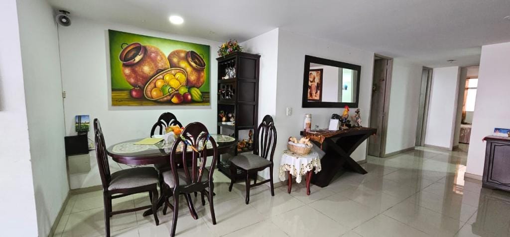 Apartamento de 3 alcobas en venta en Laureles, Medellín, 143 m² · foto 6 de 21