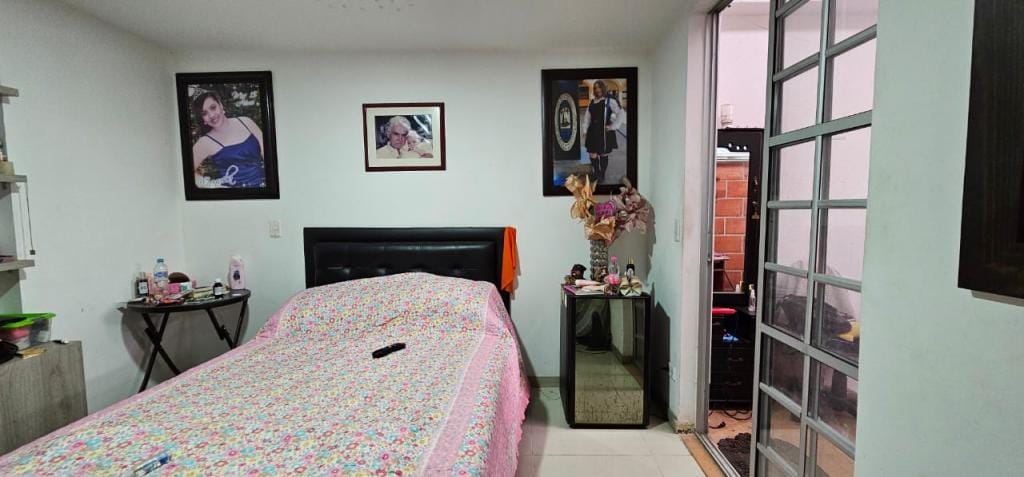 Apartamento de 3 alcobas en venta en Laureles, Medellín, 143 m² · foto 7 de 21
