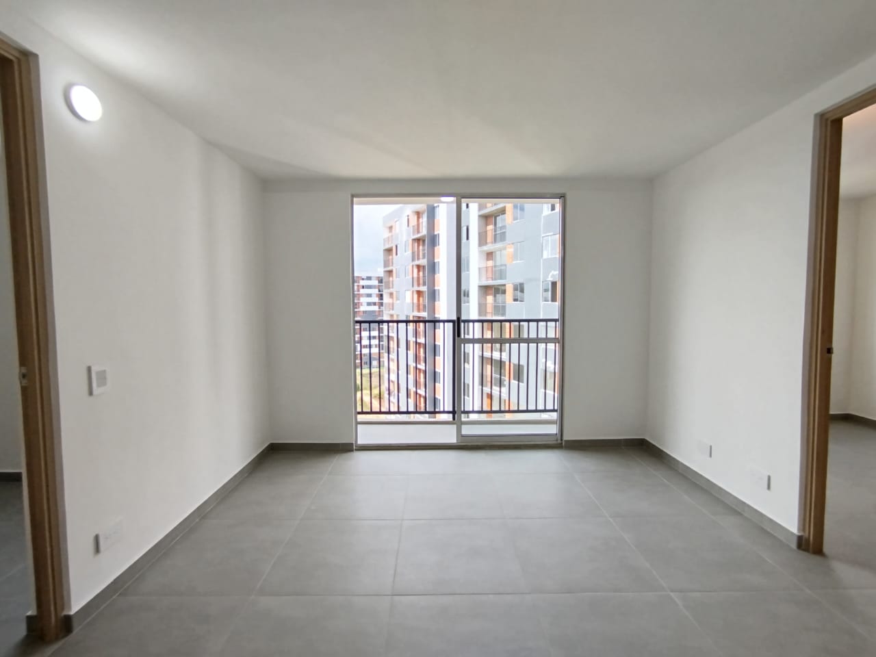 Apartamento en arriendo en Centro, Rionegro · foto 2 de 13
