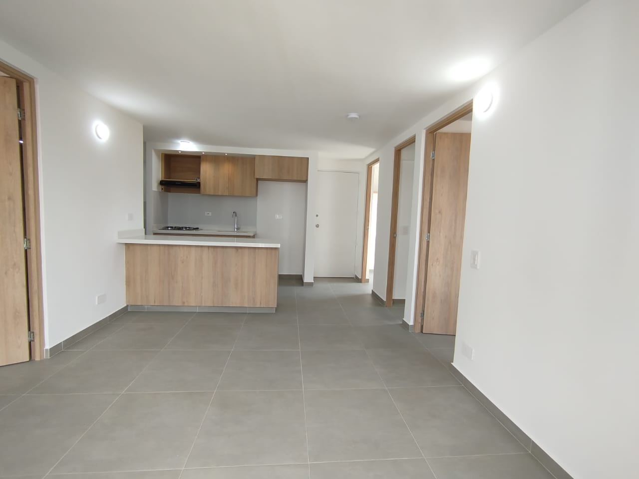 Apartamento en arriendo en Centro, Rionegro · foto 4 de 13