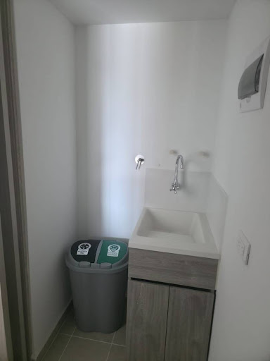 Apartamento en arriendo en Ciudad Del Río, Medellín · foto 4 de 20