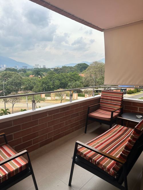 Apartamento de 3 alcobas en venta en Caminos Del Vergel, Ibagué, 116 m² · foto 8 de 8