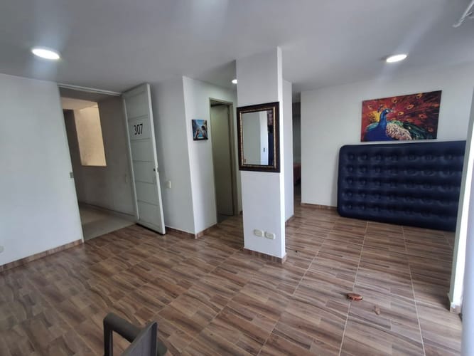 Apartamento de 2 alcobas en venta en Arroyohondo, Yumbo, 57 m² · foto 3 de 15