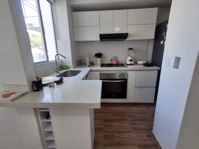 Apartamento de 2 alcobas en venta en Arroyohondo, Yumbo, 57 m² · foto 4 de 15