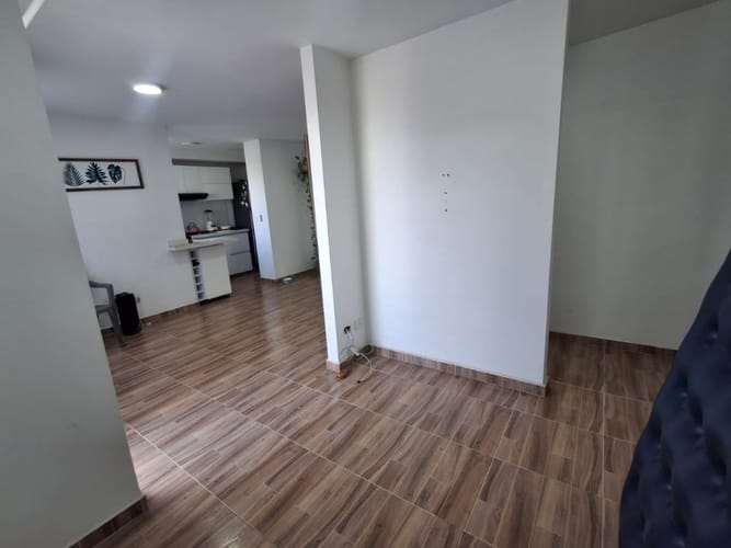 Apartamento de 2 alcobas en venta en Arroyohondo, Yumbo, 57 m² · foto 5 de 15