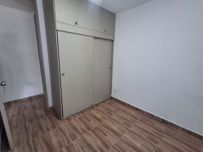 Apartamento de 2 alcobas en venta en Arroyohondo, Yumbo, 57 m² · foto 8 de 15