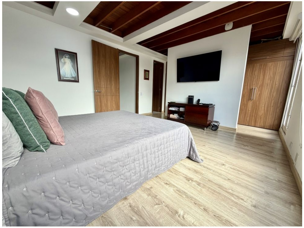 Casa en venta en El Contador, Bogotá · foto 9 de 21