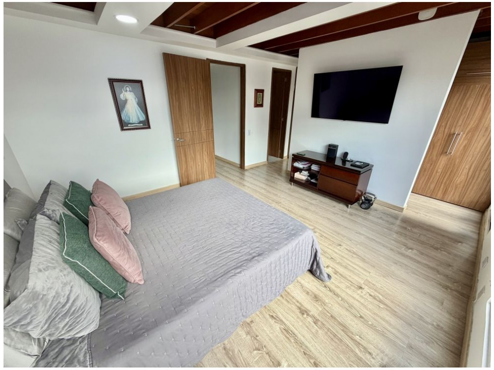 Casa en venta en El Contador, Bogotá · foto 10 de 21