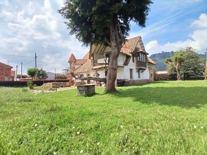 Casa de 4 alcobas en venta en Fonquetá, Chía · foto 3 de 24