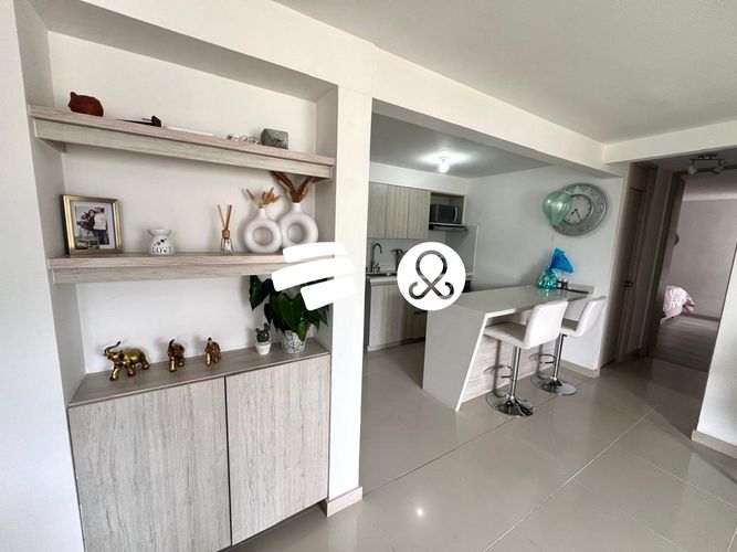 Apartamento de 2 alcobas en venta en Centro, Bello, 52 m² · foto 3 de 22