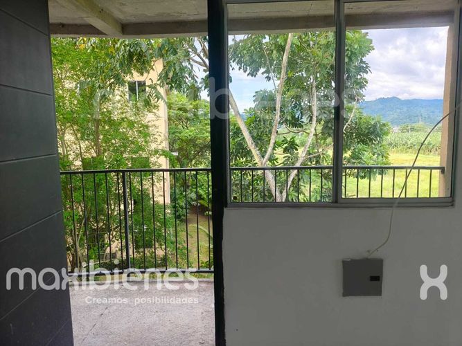 Apartamento de 2 alcobas en venta en El Salvador, Apartado, 60 m² · foto 8 de 16