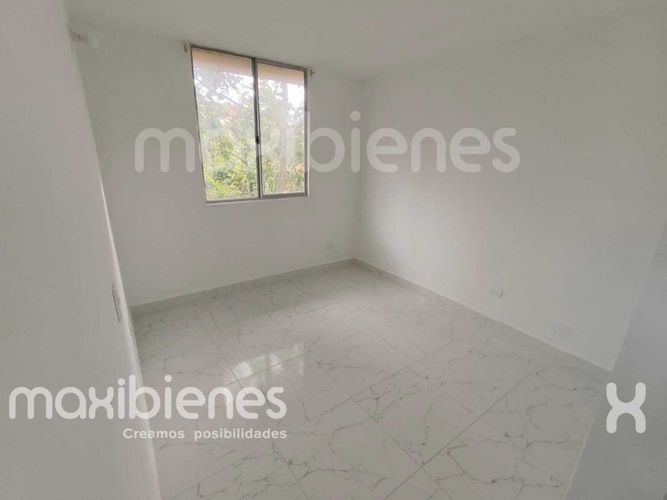 Apartamento de 2 alcobas en venta en El Salvador, Apartado, 60 m² · foto 11 de 16