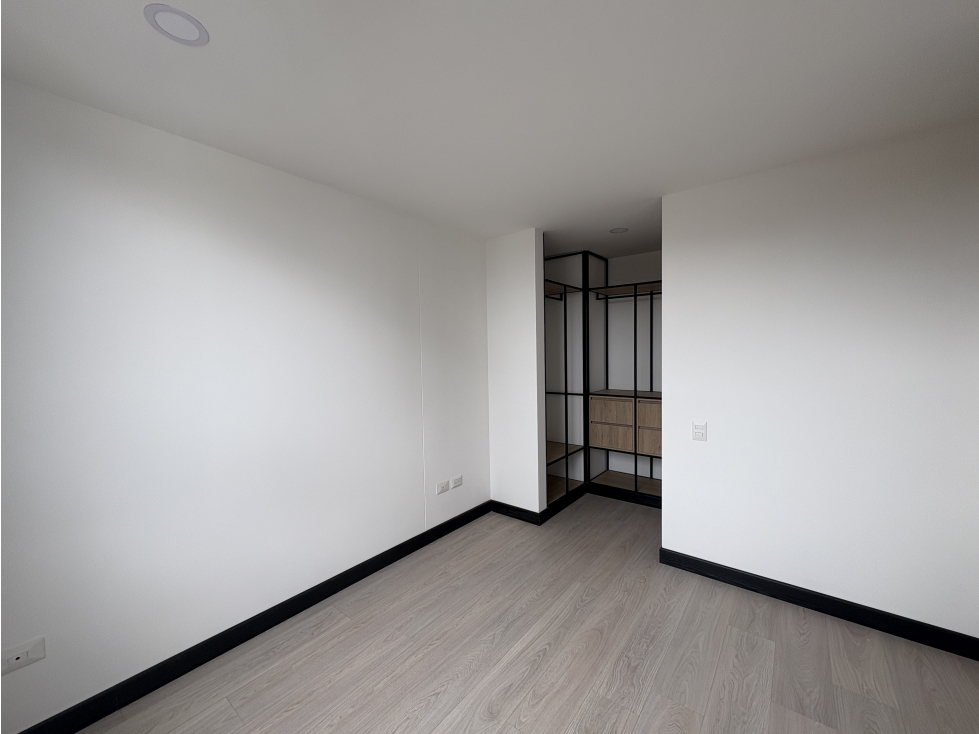 Apartamento en venta en Santa Barbara, Bogotá · foto 6 de 15