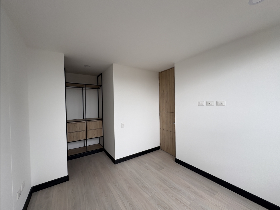 Apartamento en venta en Santa Barbara, Bogotá · foto 7 de 15