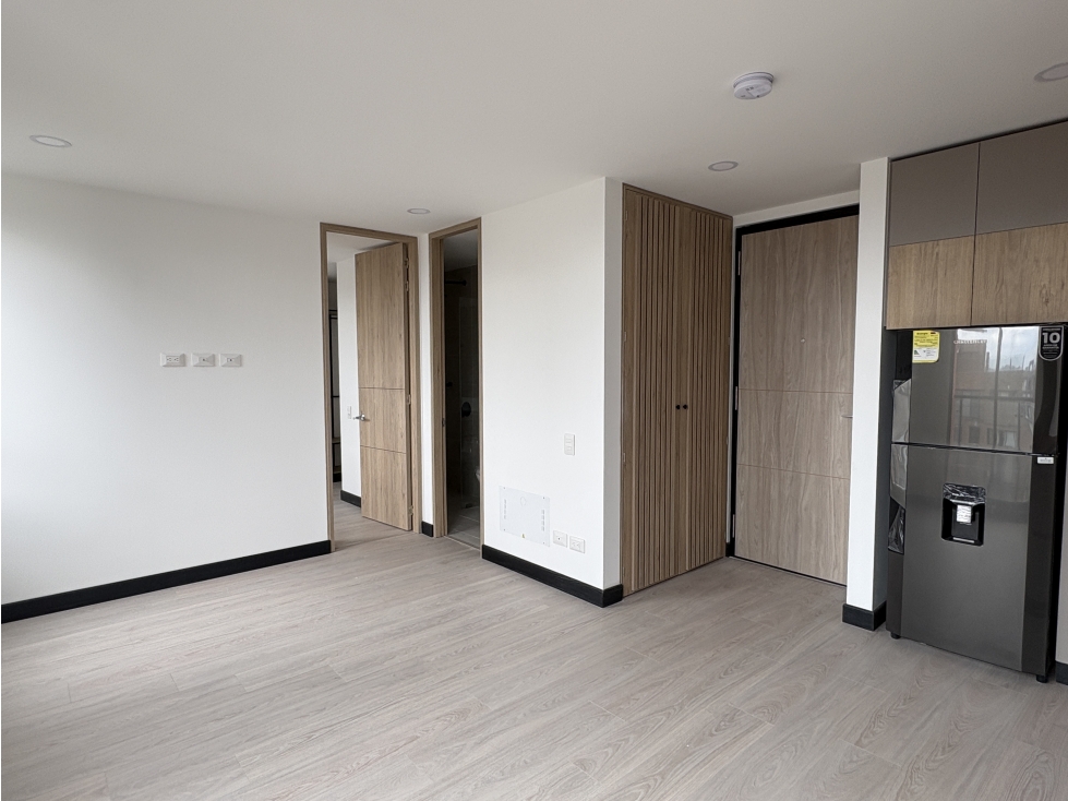 Apartamento en arriendo en Santa Barbara, Bogotá · foto 3 de 15