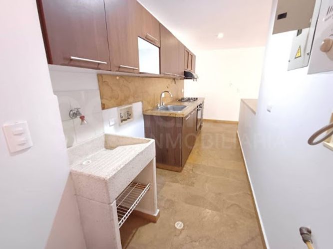 Apartamento de 2 alcobas en arriendo en Loma Del Escobero, Envigado, 96 m² · foto 5 de 20