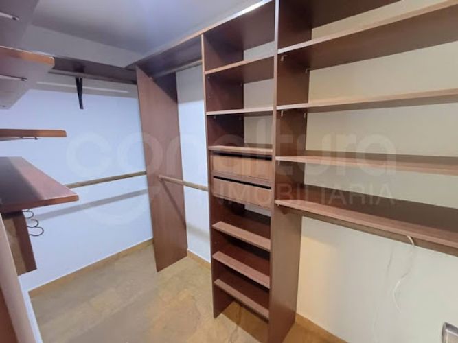 Apartamento de 2 alcobas en arriendo en Loma Del Escobero, Envigado, 96 m² · foto 18 de 20